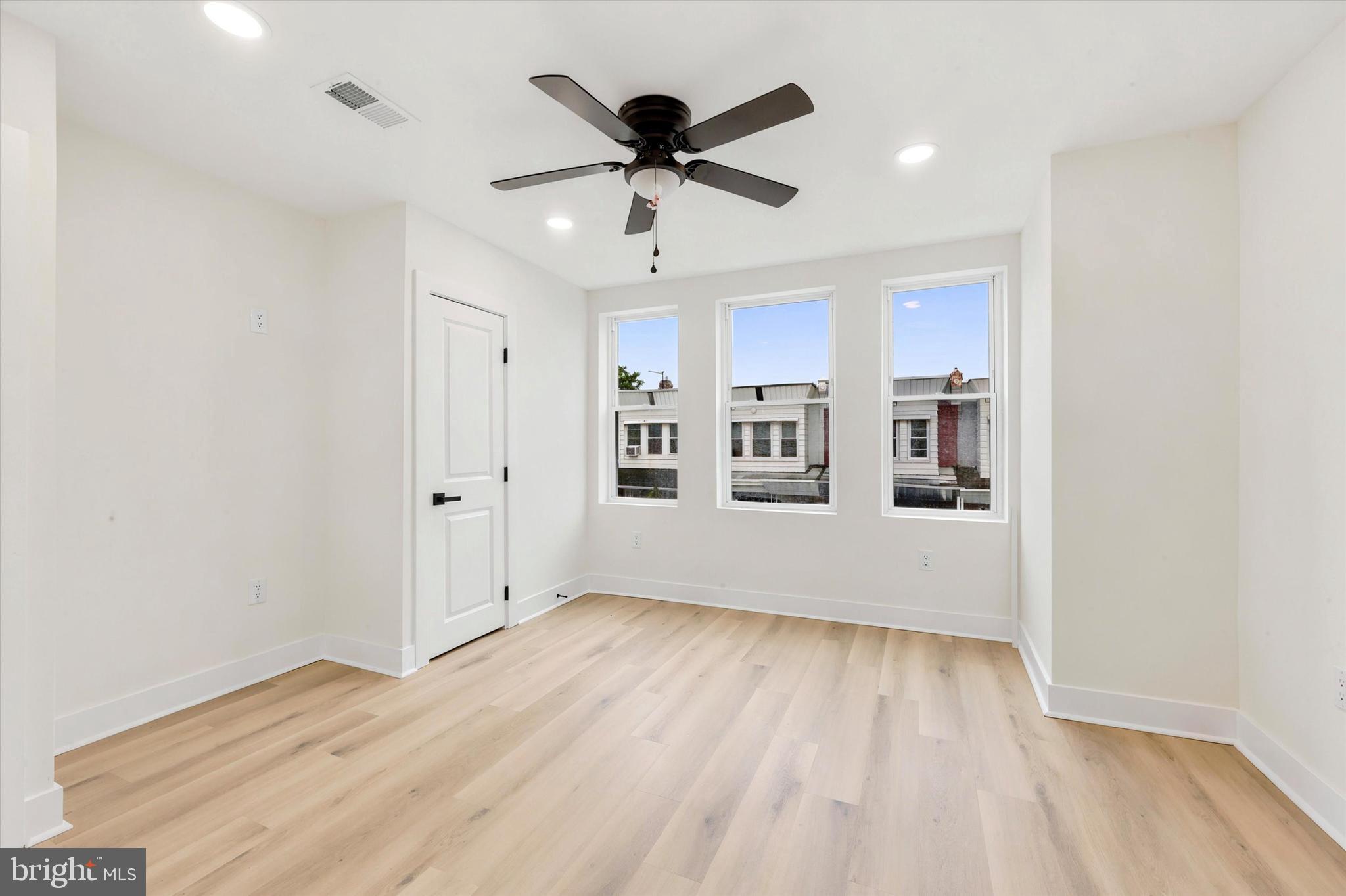 COBBS CREEK - Residential
