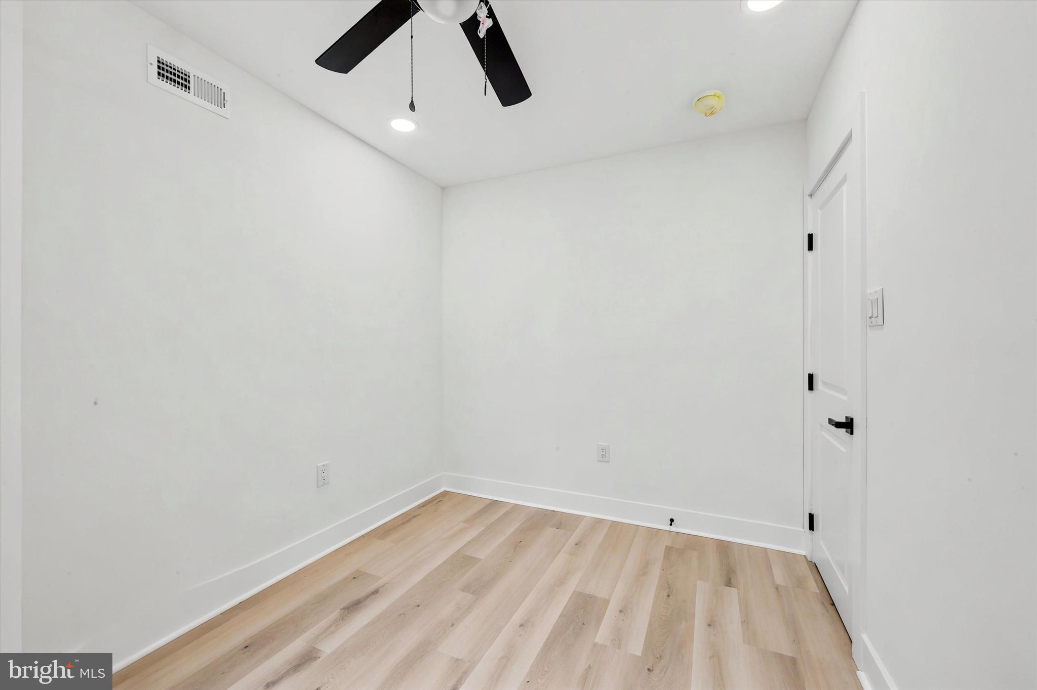COBBS CREEK - Residential