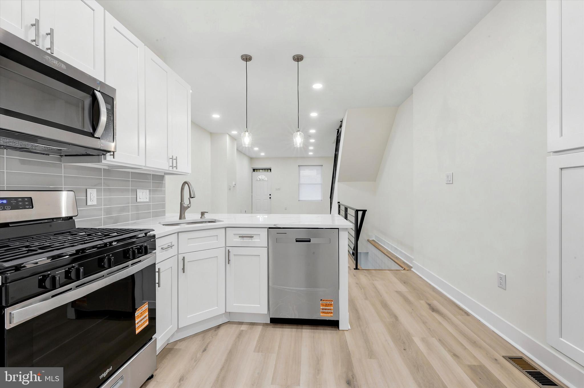 COBBS CREEK - Residential