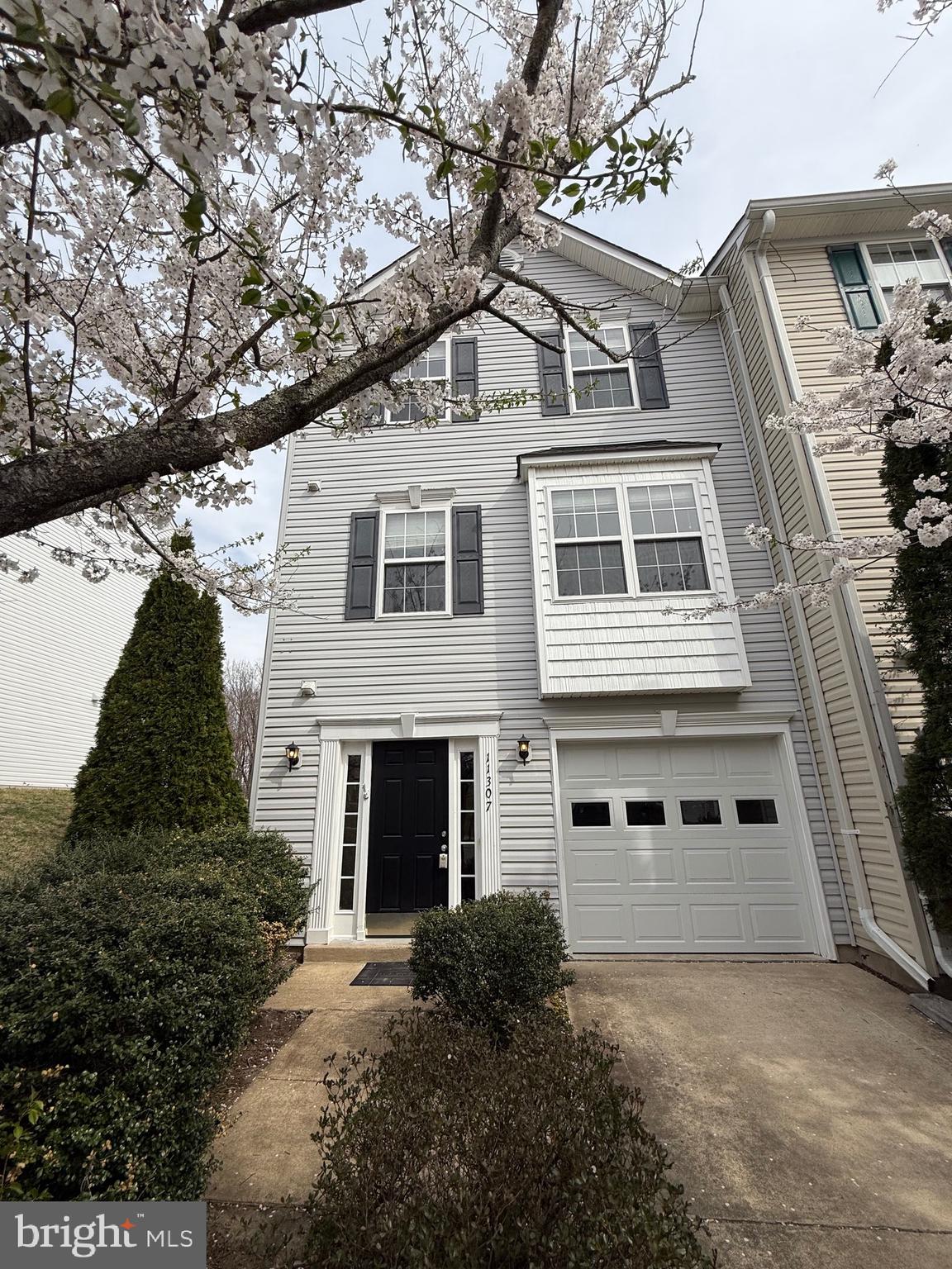 SALEM FIELDS - Residential Lease