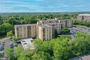 PLYMOUTH HILL - Residential