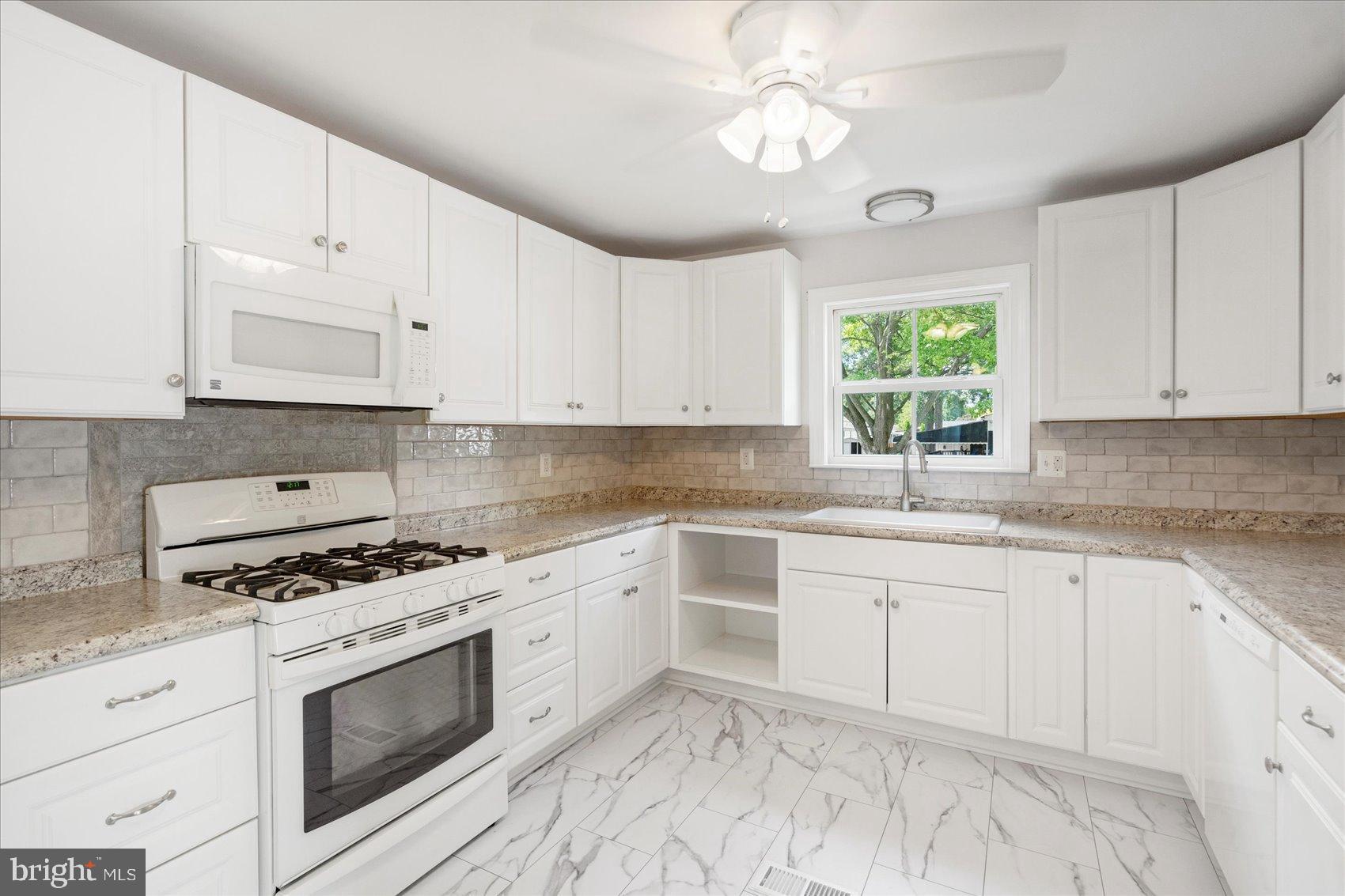 WILLIAMS ESTATES - Residential