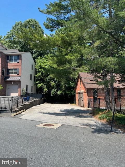 ROCKFORD PARK - Commercial Sale
