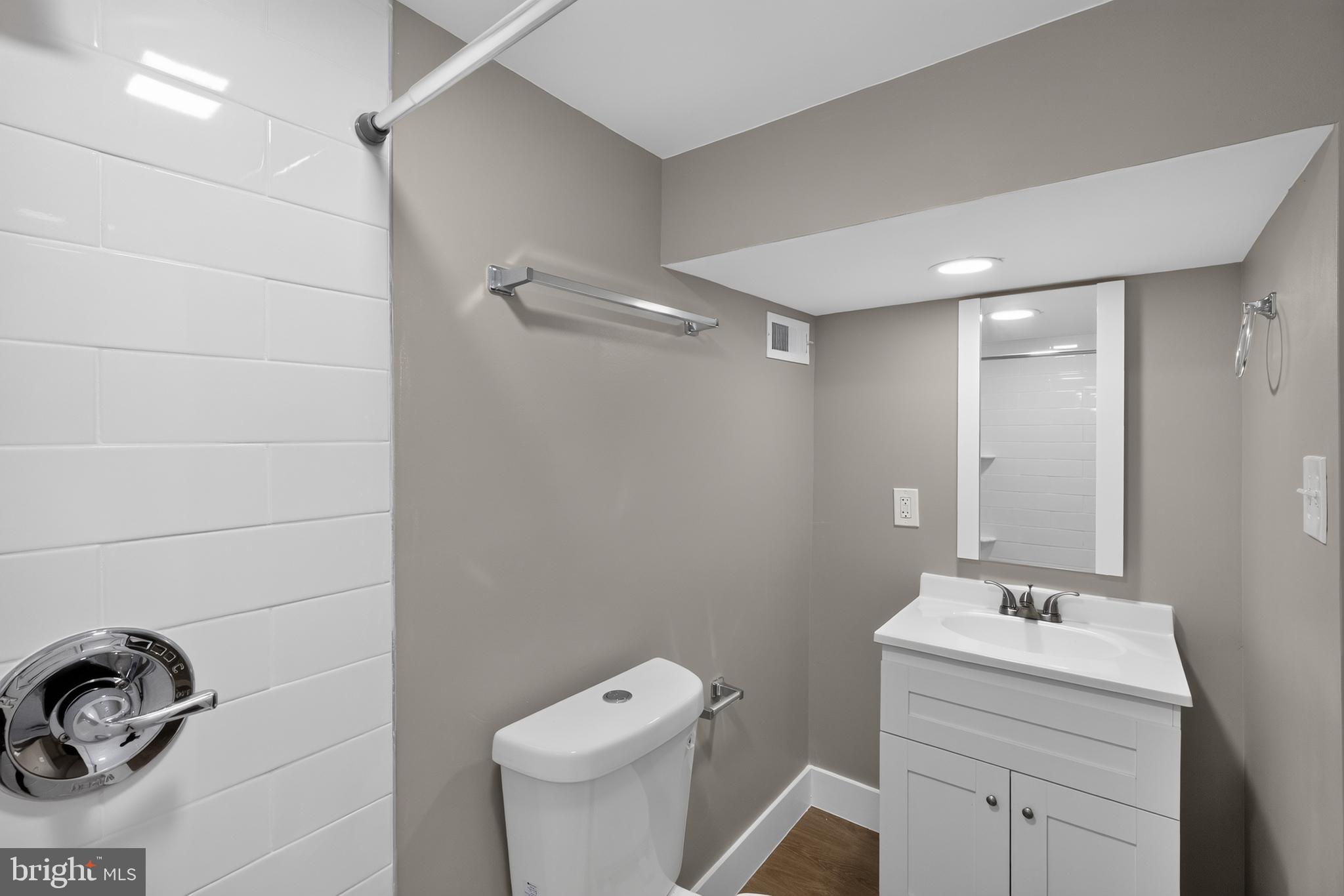 OAK LANE - Residential