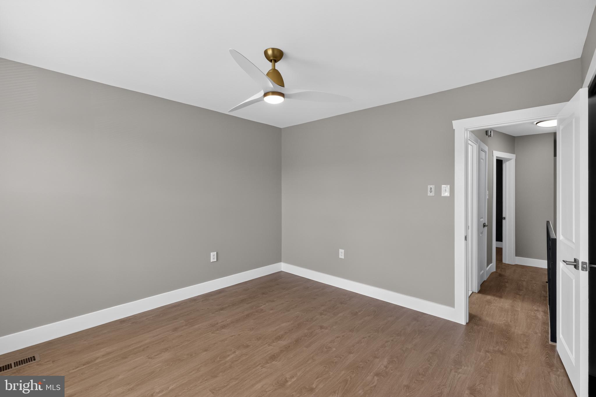 OAK LANE - Residential