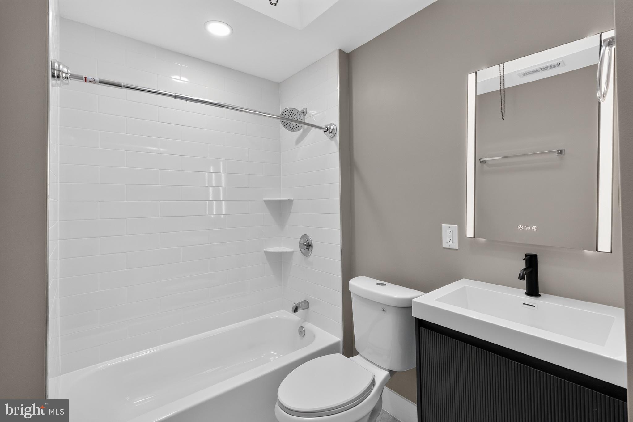 OAK LANE - Residential