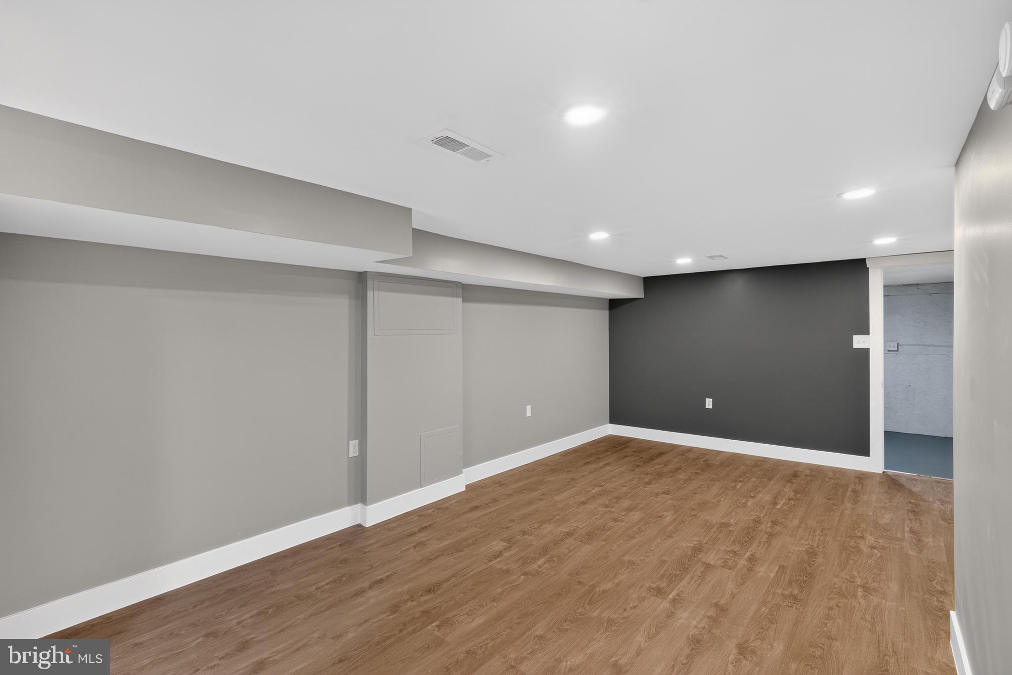 OAK LANE - Residential