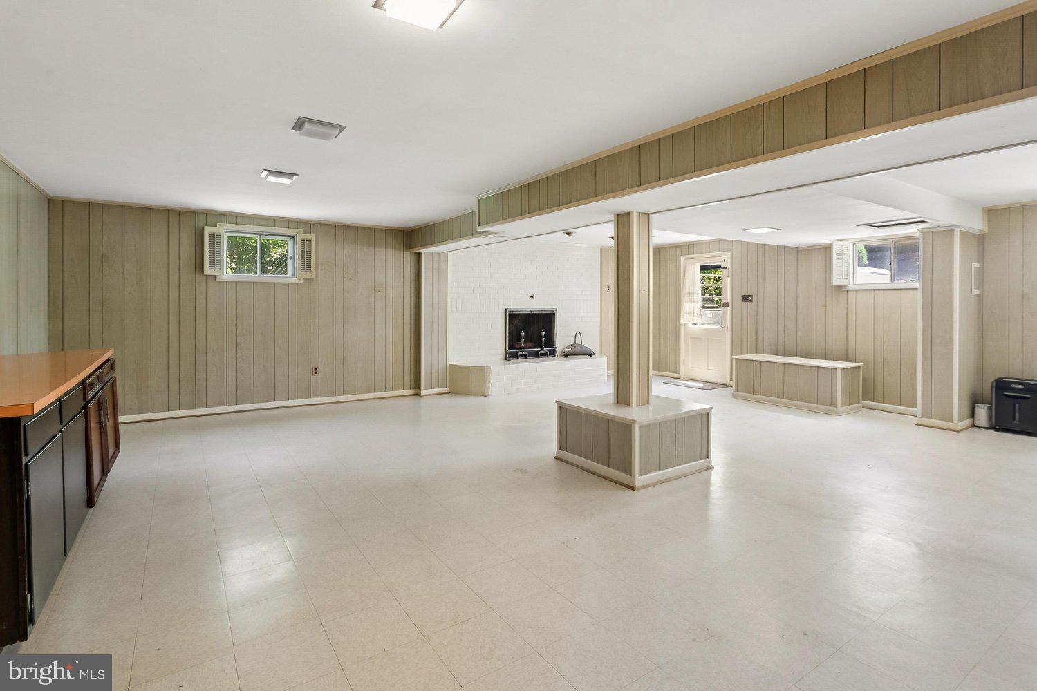 FOREST KNOLLS - Residential