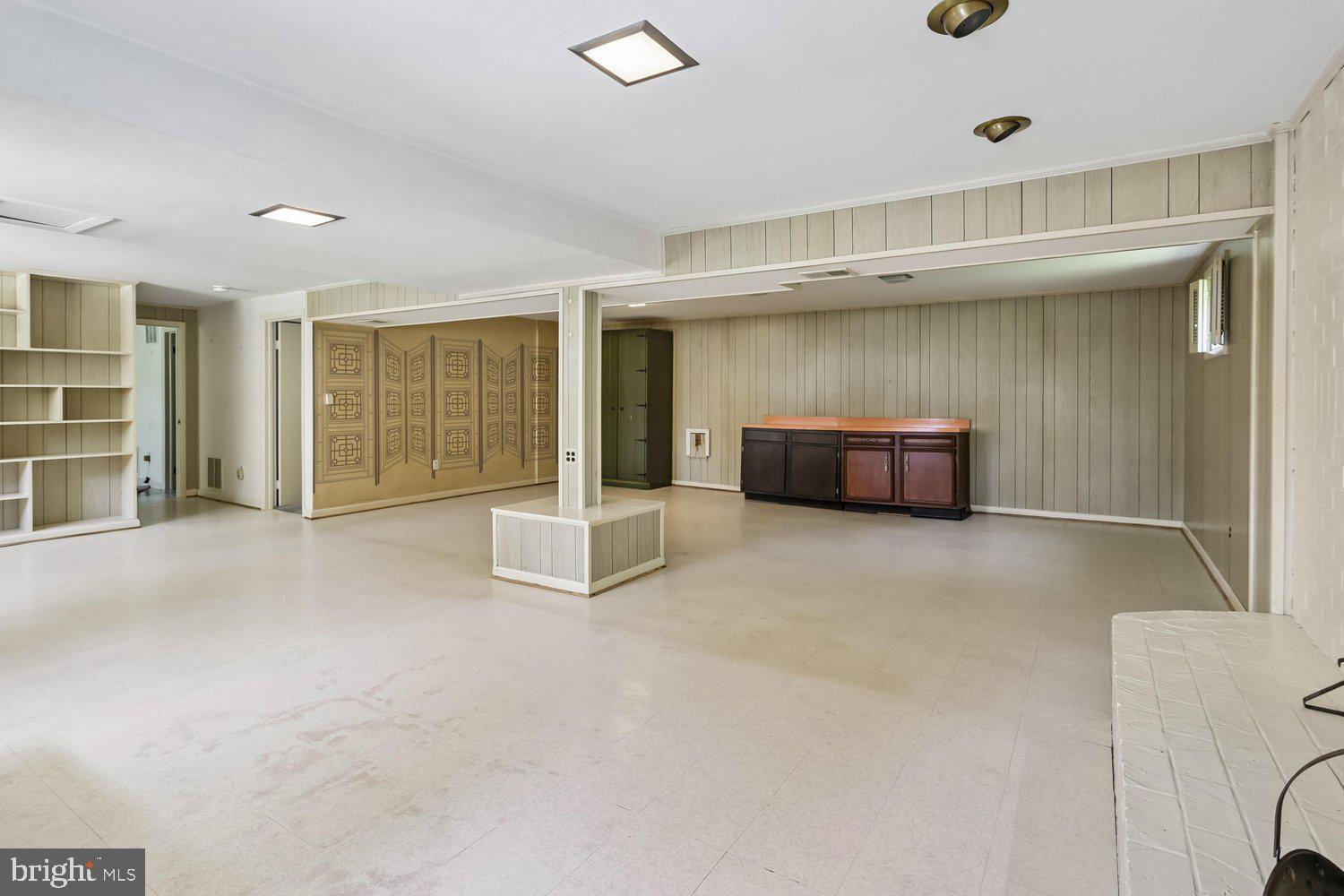 FOREST KNOLLS - Residential