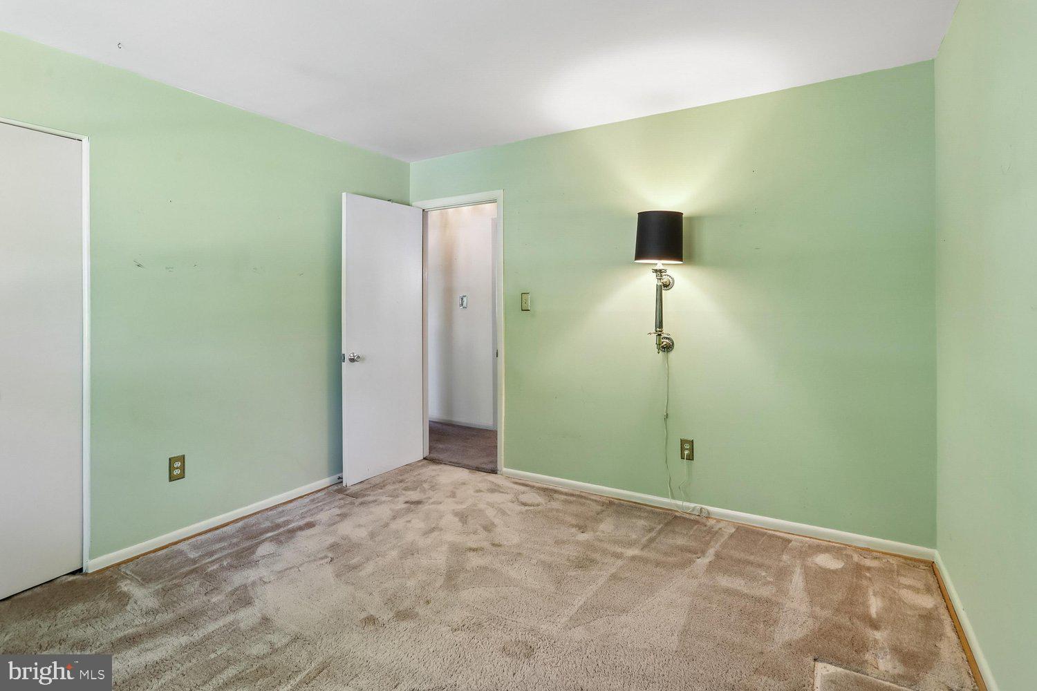 FOREST KNOLLS - Residential