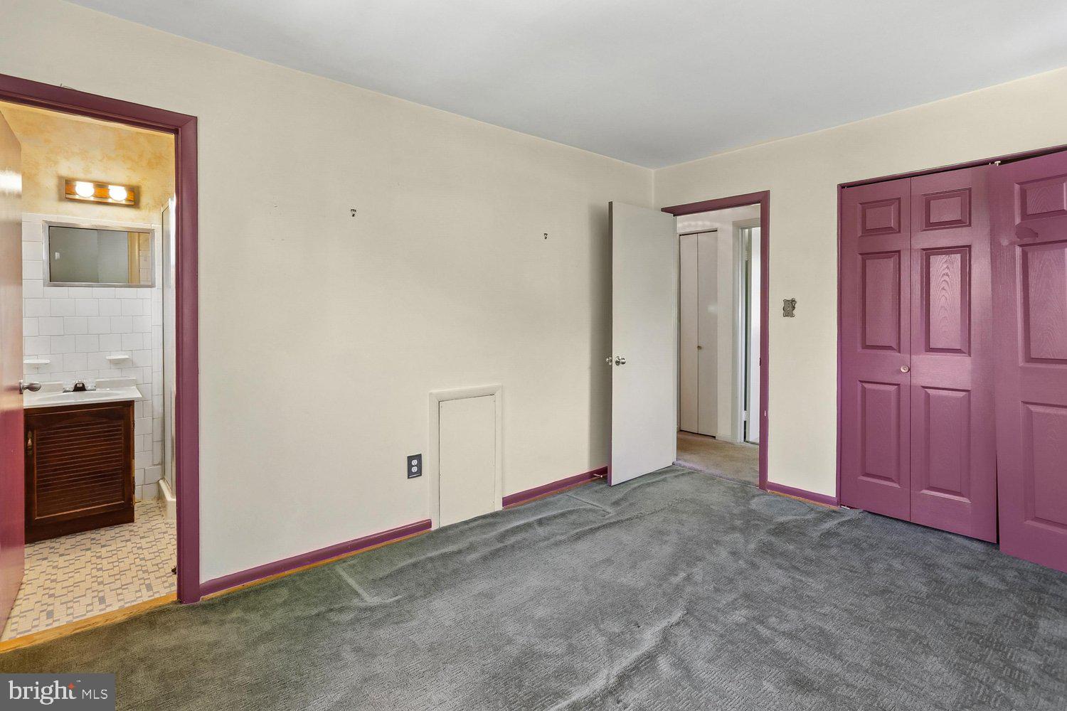 FOREST KNOLLS - Residential