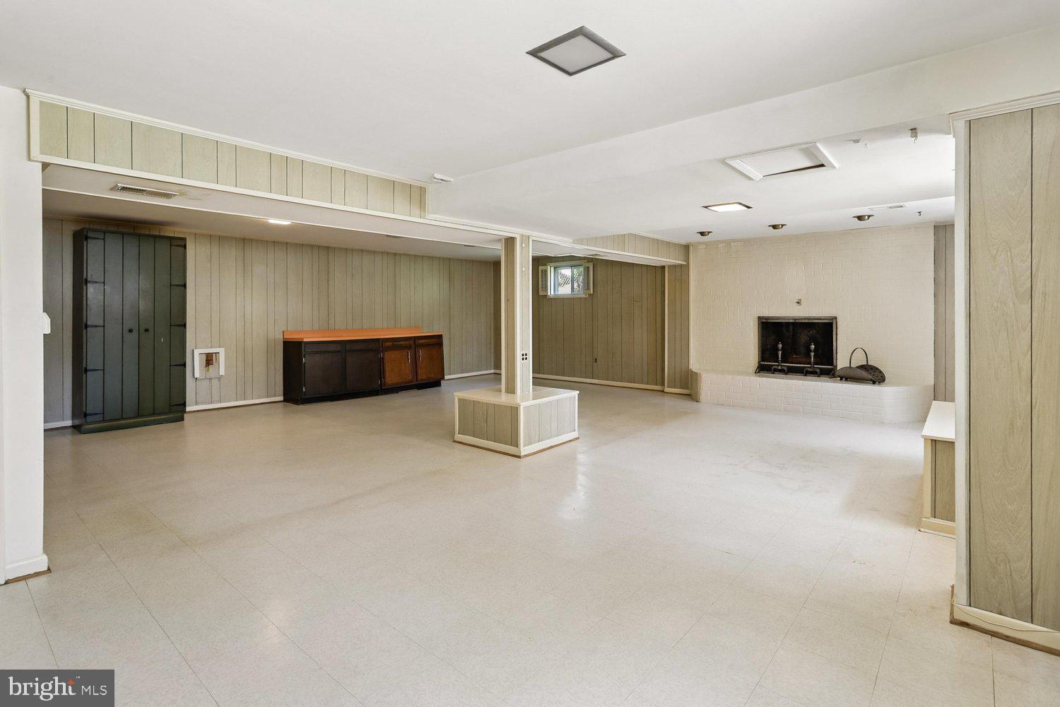FOREST KNOLLS - Residential
