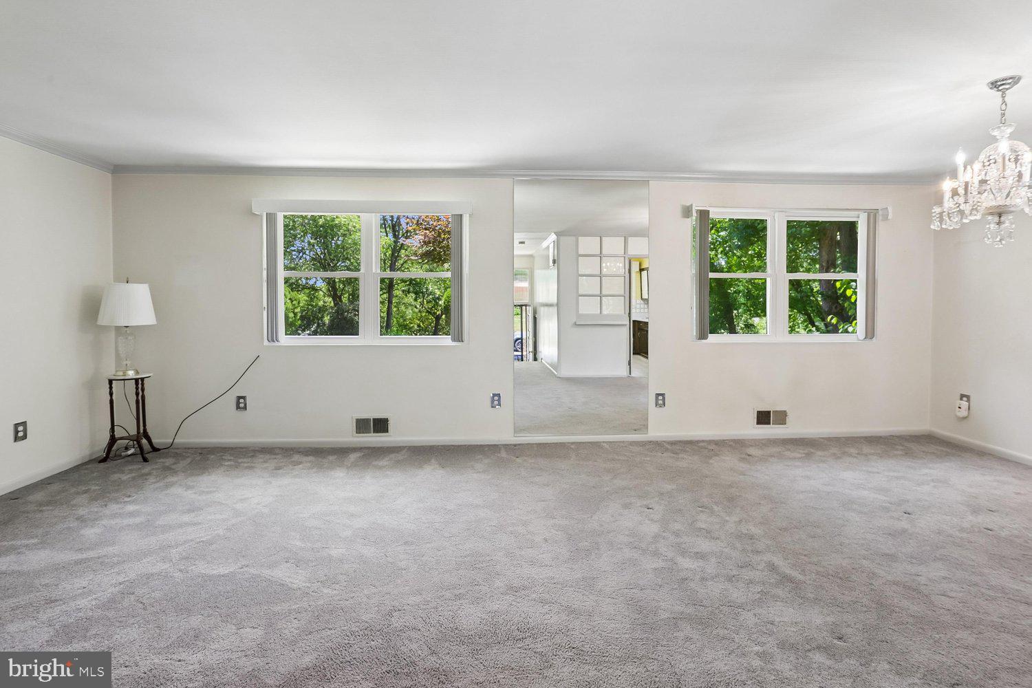 FOREST KNOLLS - Residential