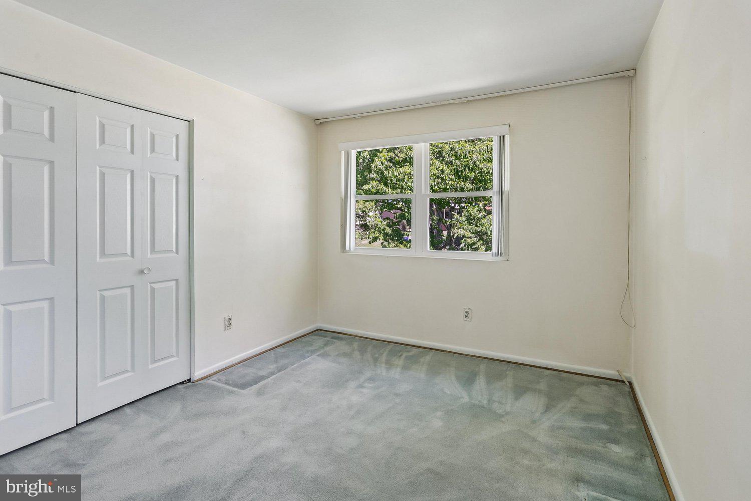 FOREST KNOLLS - Residential