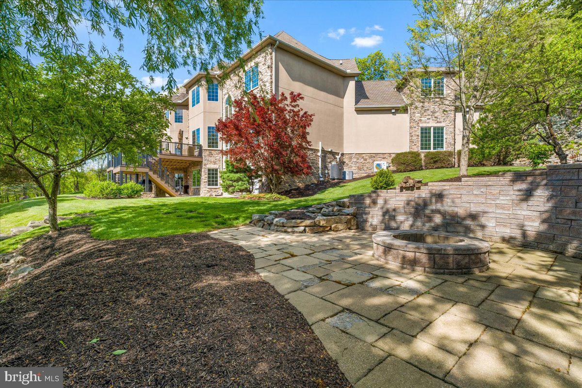 STONECREST - Residential