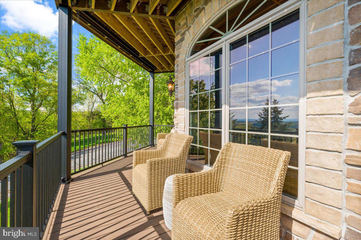 STONECREST - Residential