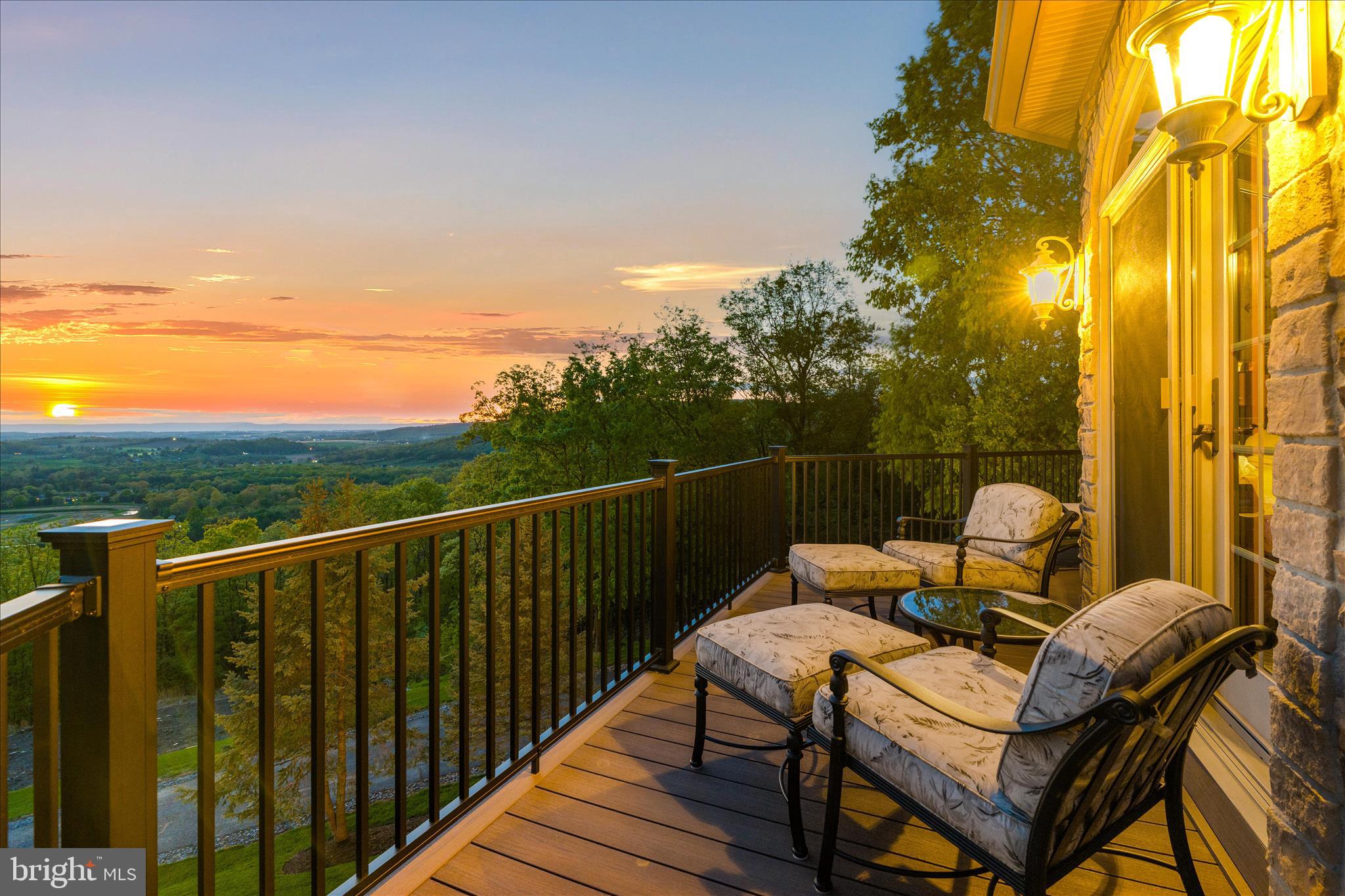STONECREST - Residential