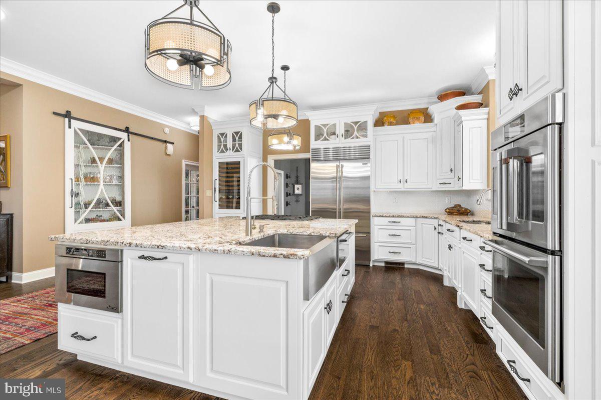 STONECREST - Residential