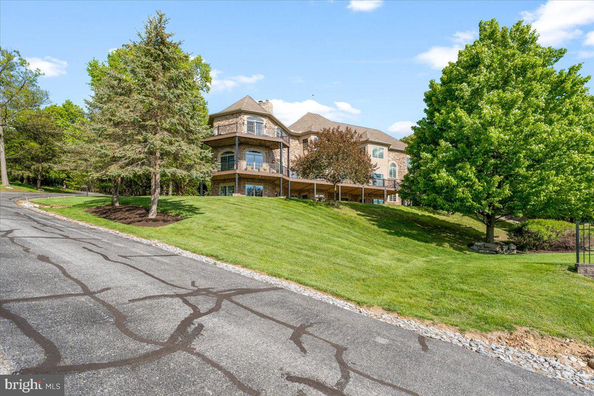 STONECREST - Residential