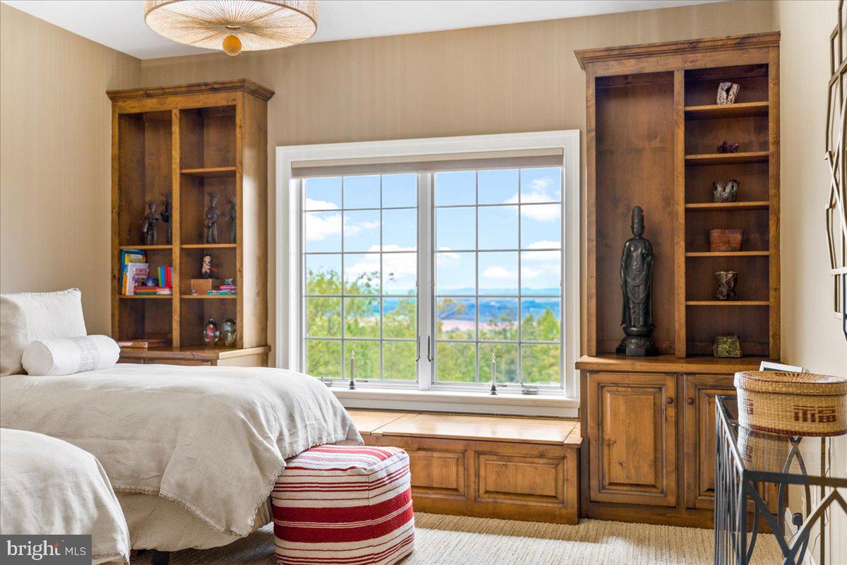 STONECREST - Residential