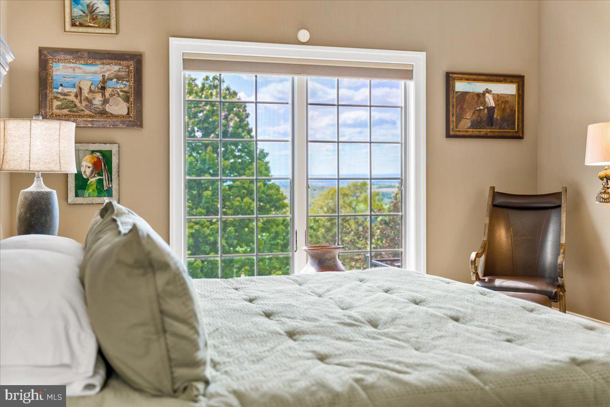 STONECREST - Residential