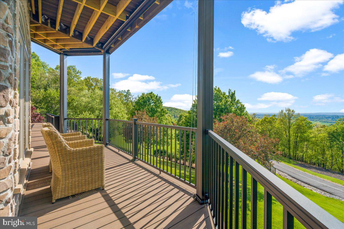 STONECREST - Residential