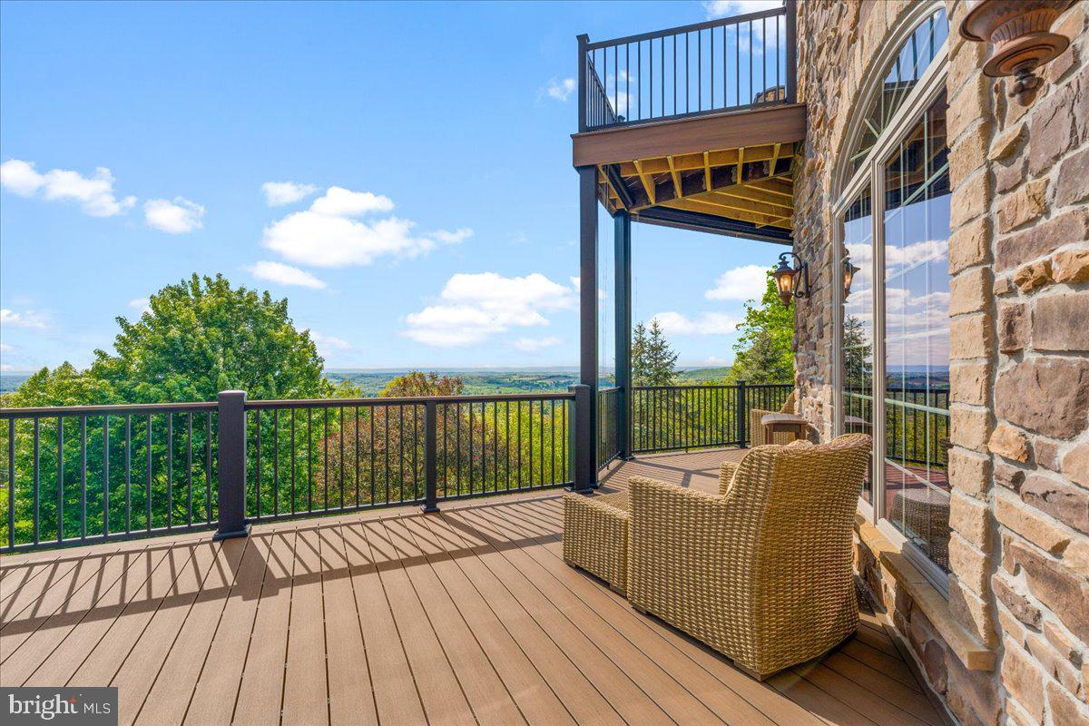 STONECREST - Residential