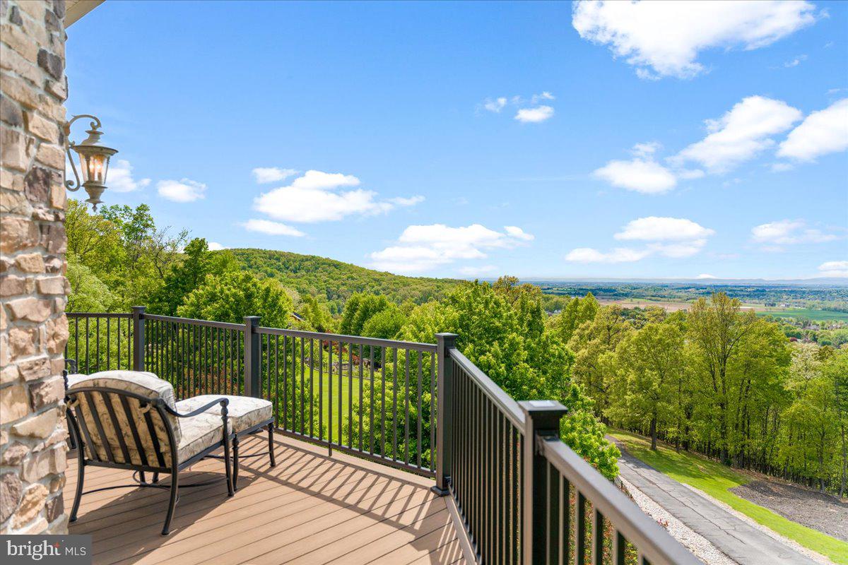 STONECREST - Residential