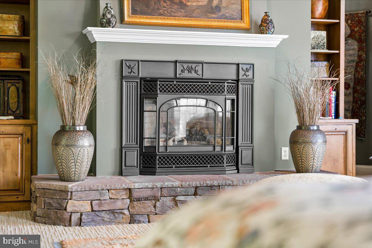 STONECREST - Residential