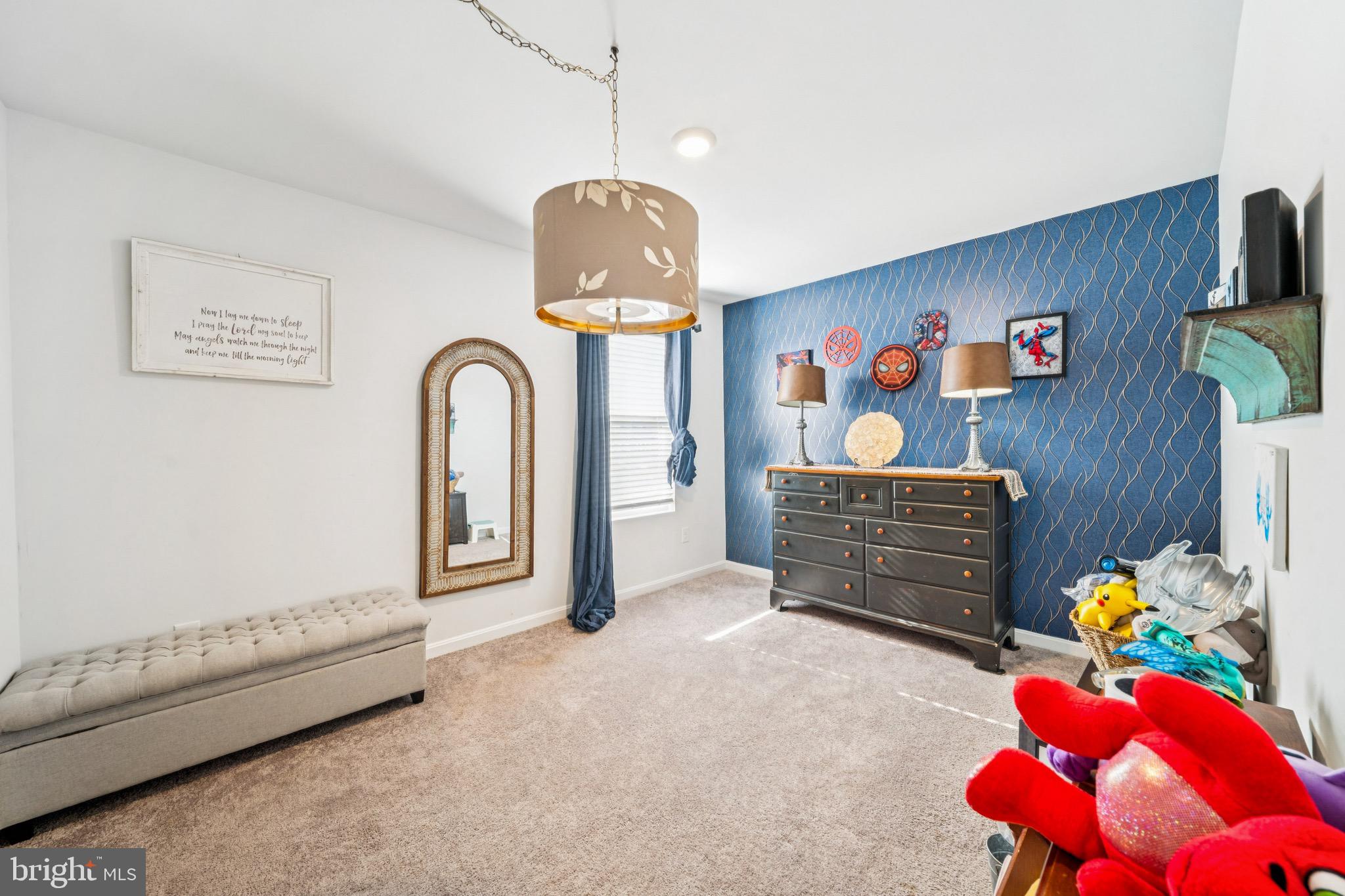LADYSMITH VILLAGE - Residential