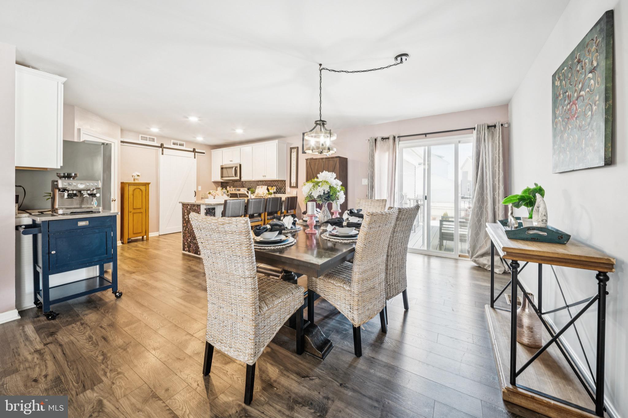 LADYSMITH VILLAGE - Residential