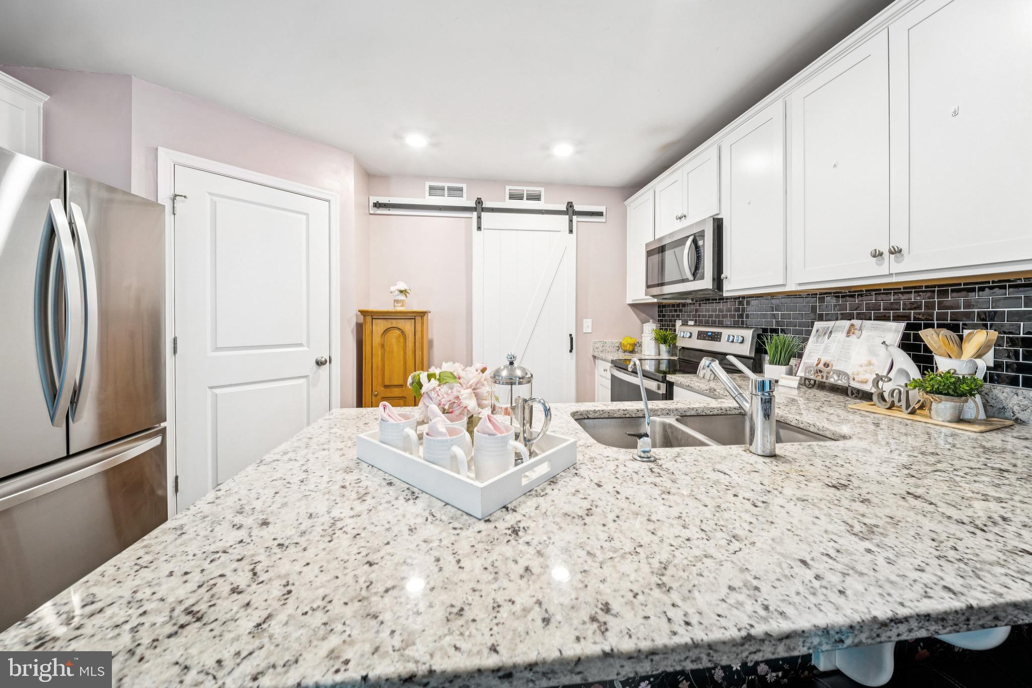 LADYSMITH VILLAGE - Residential