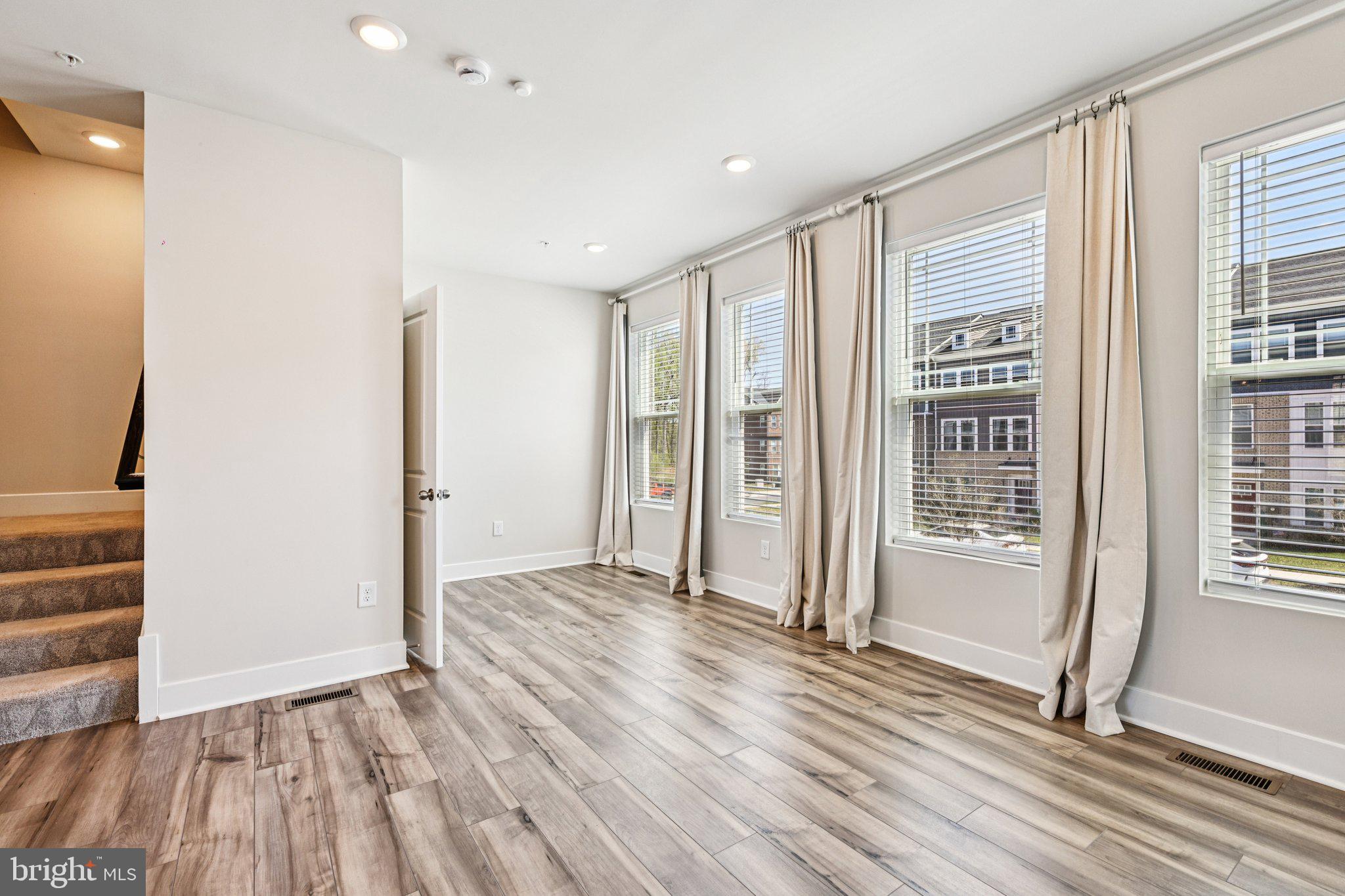 BRYANS ROAD - Residential
