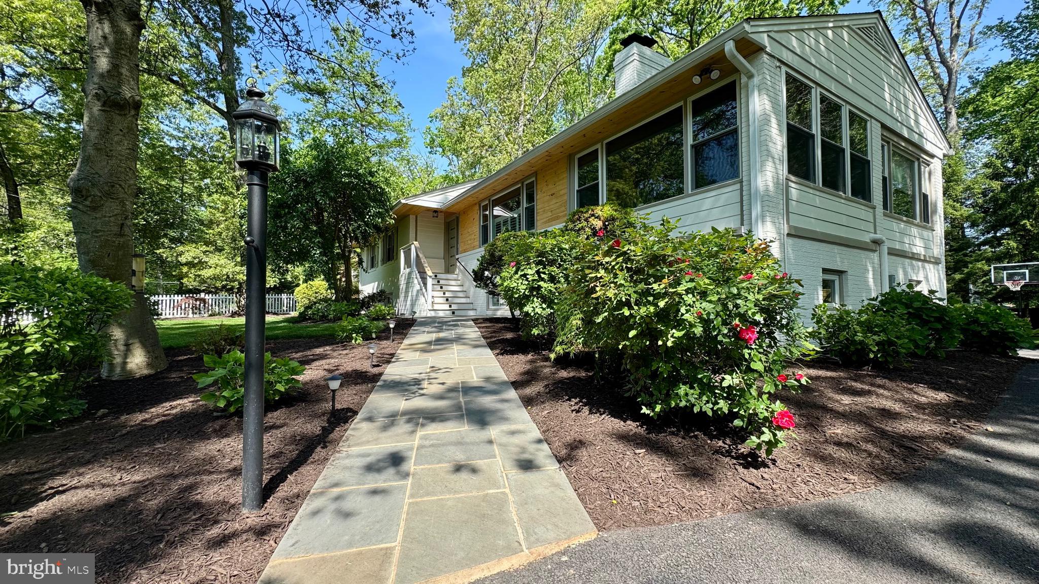 MANTUA - Residential