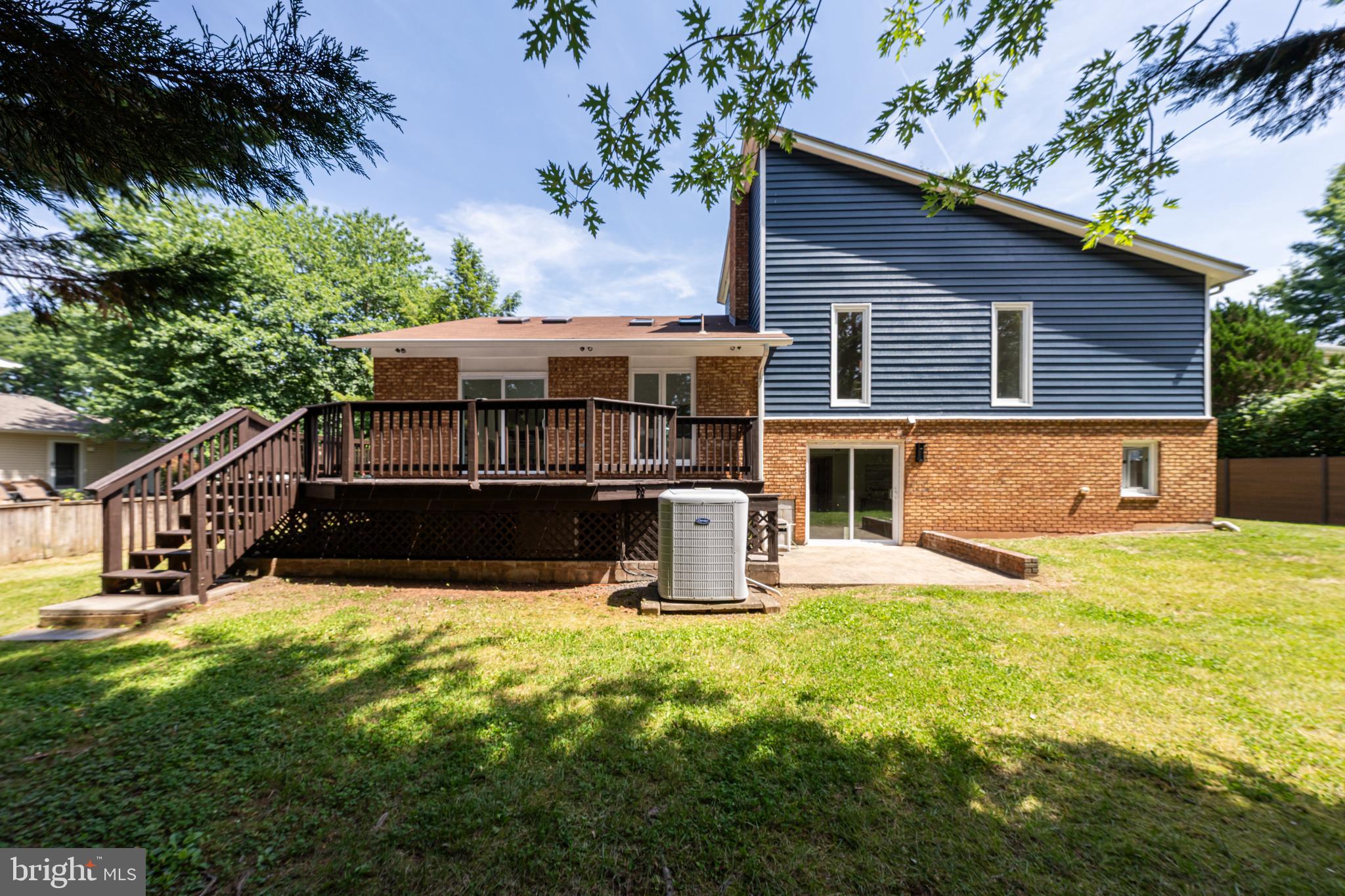 CHALET WOODS - Residential