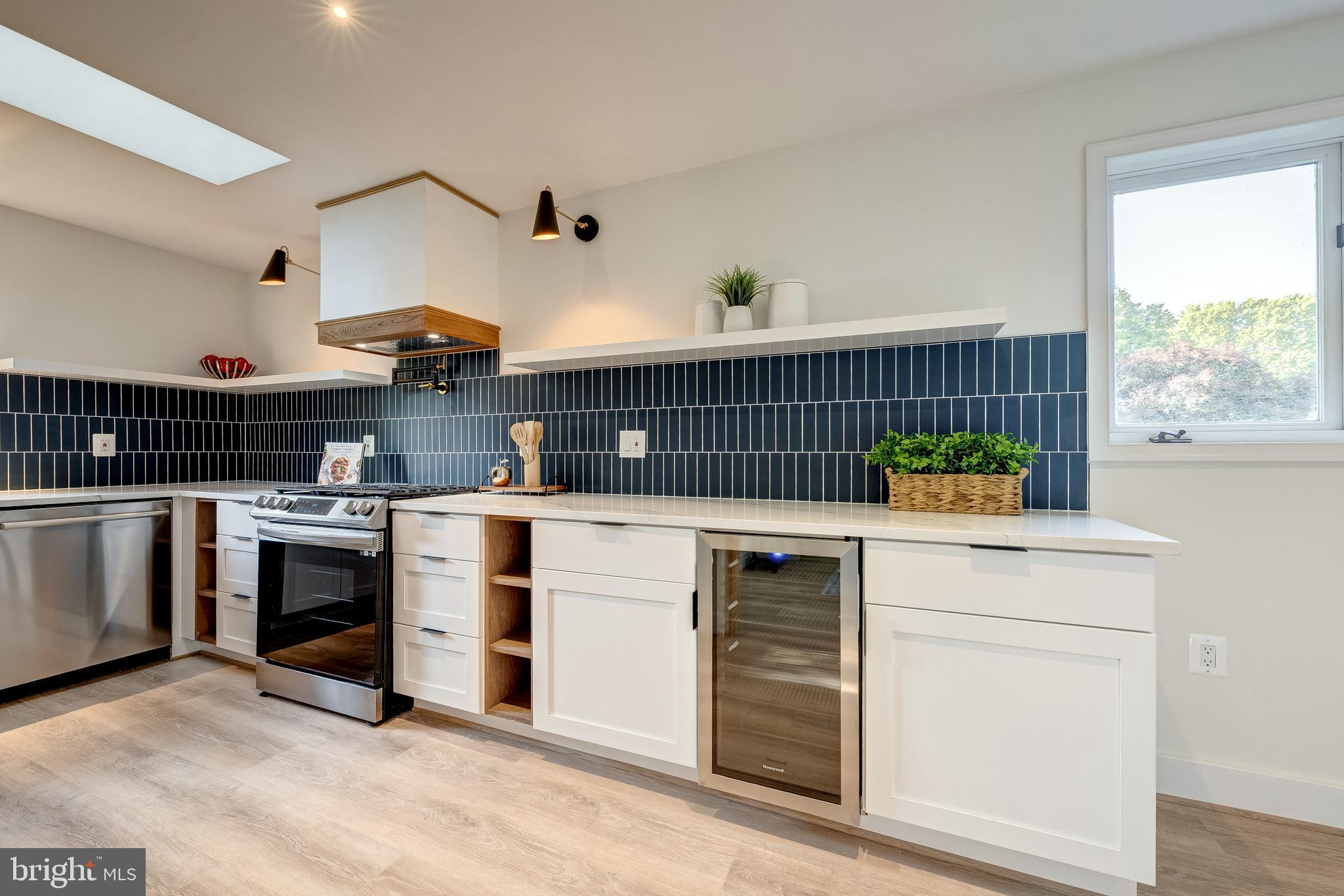 CHALET WOODS - Residential