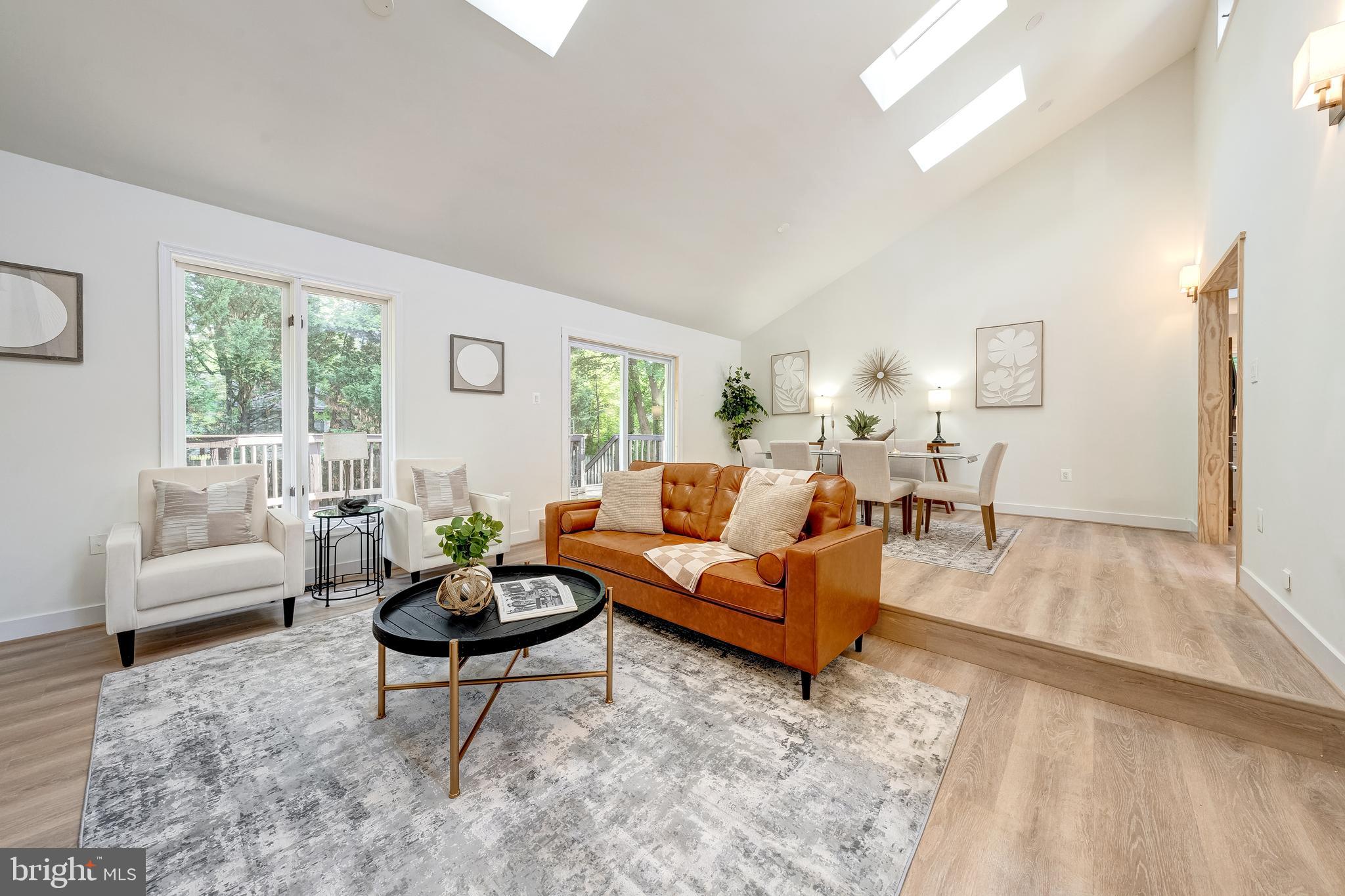 CHALET WOODS - Residential