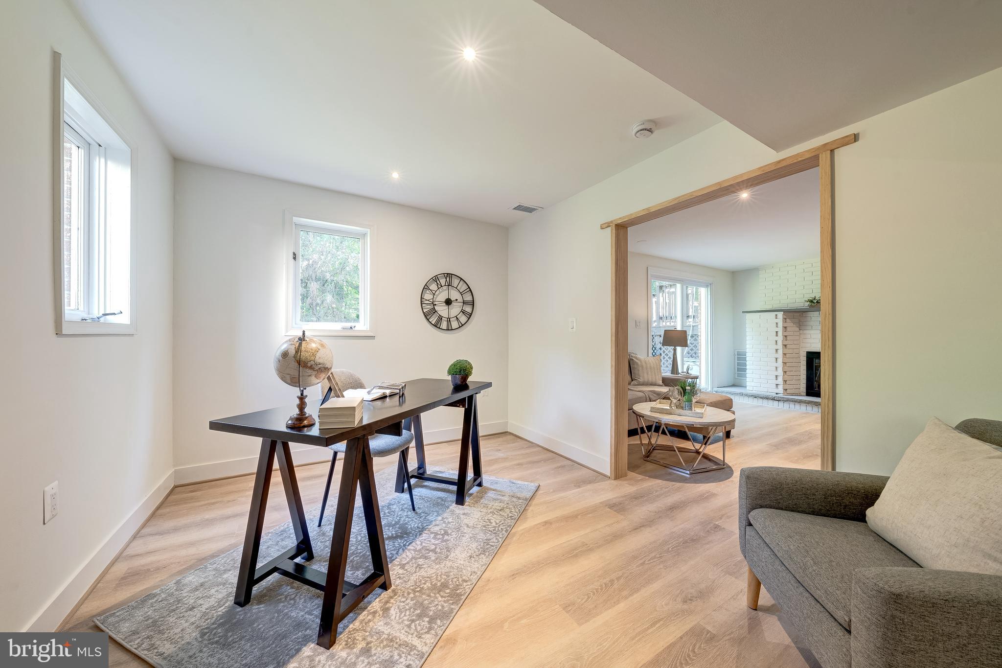 CHALET WOODS - Residential