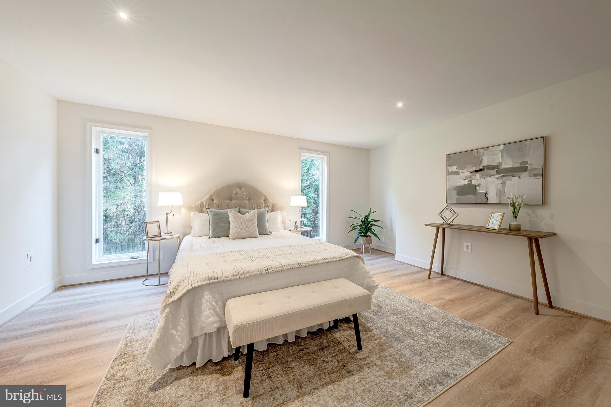 CHALET WOODS - Residential