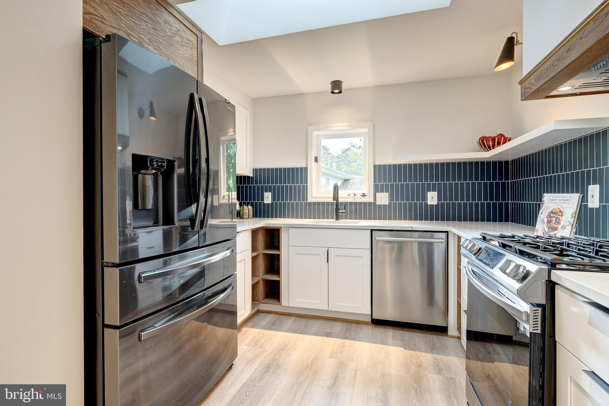 CHALET WOODS - Residential