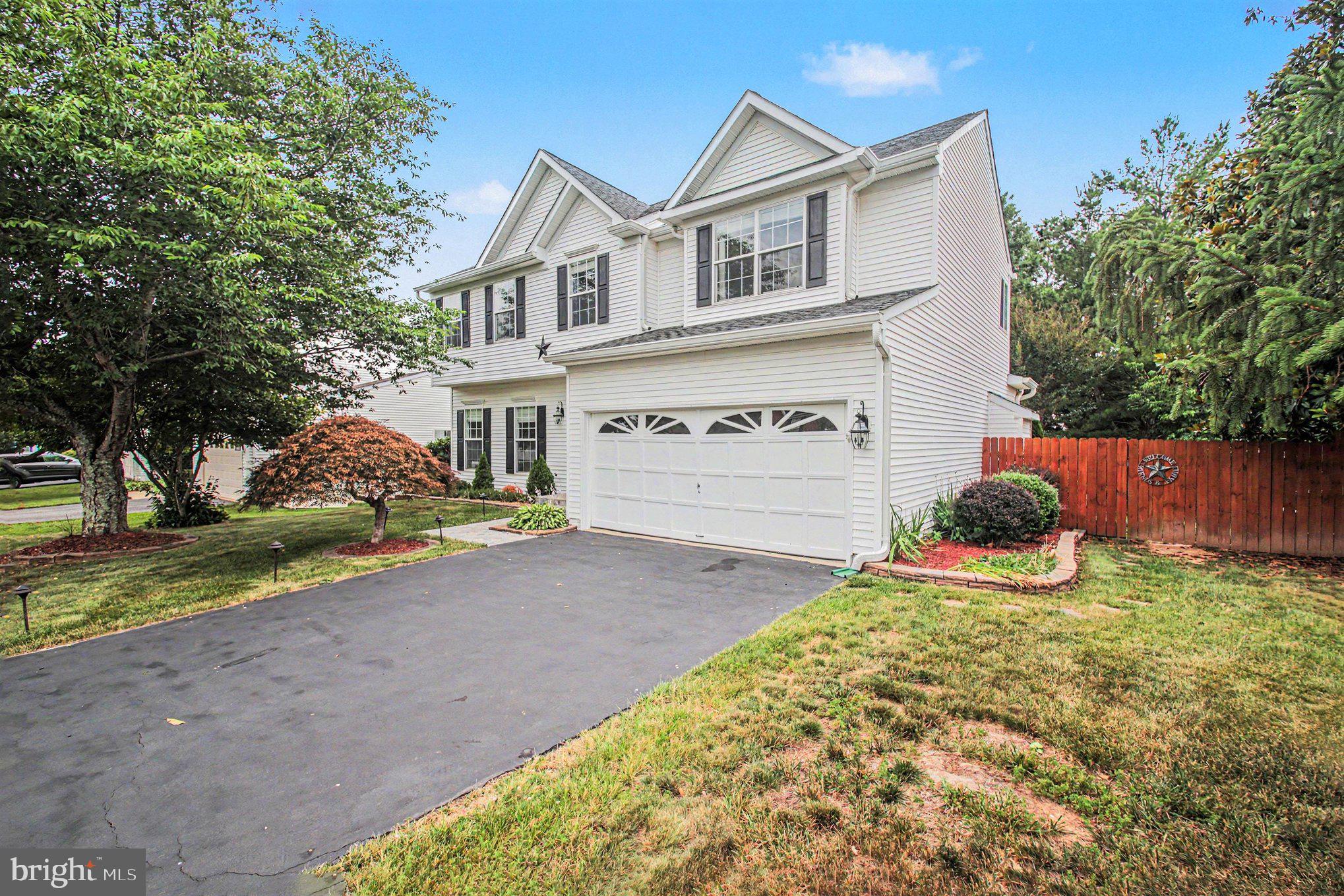 BLOOMS CROSSING VILLAGE - Residential