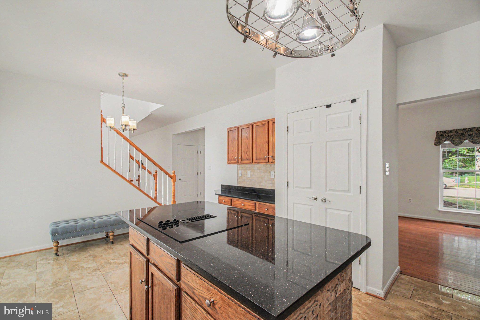 BLOOMS CROSSING VILLAGE - Residential