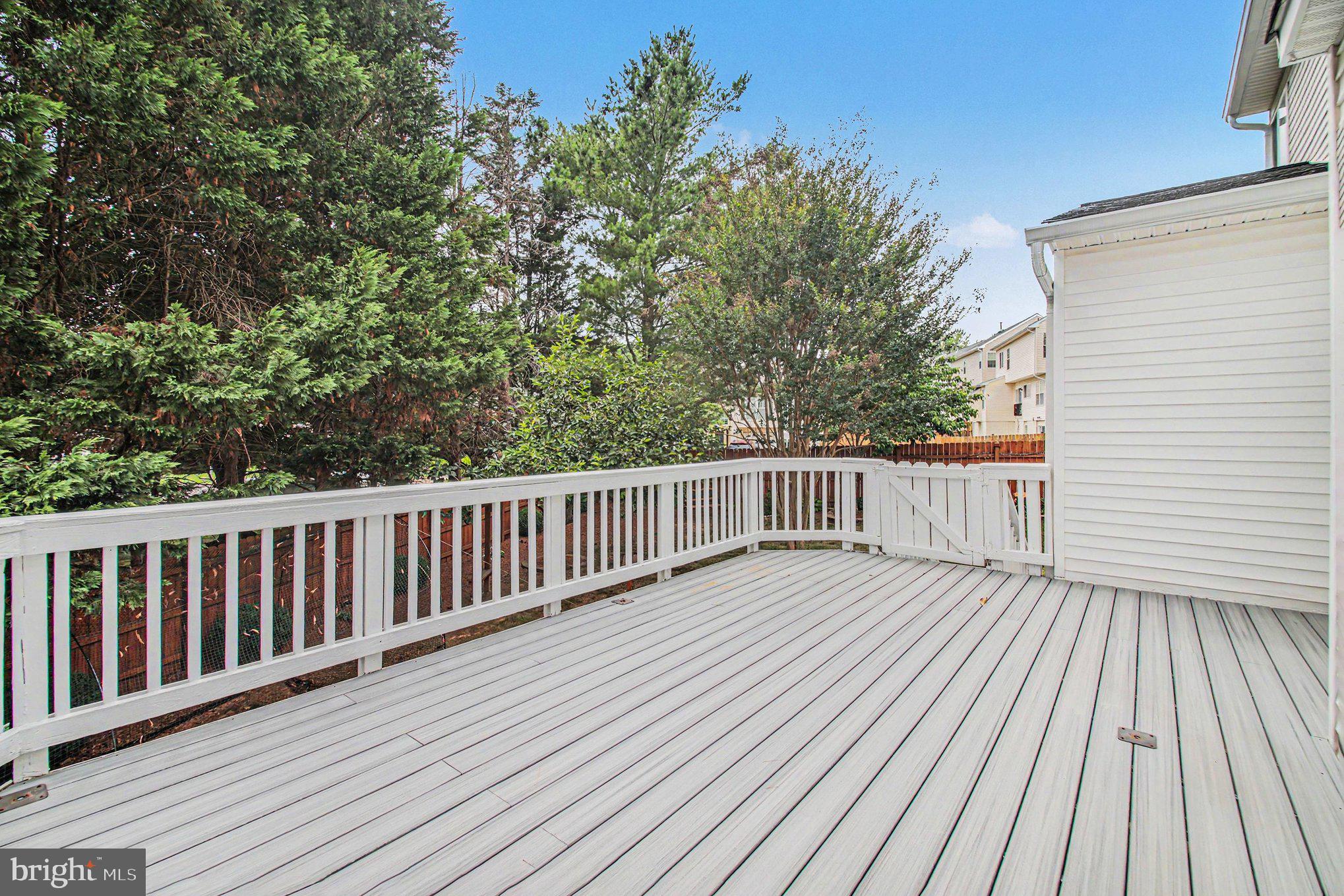 BLOOMS CROSSING VILLAGE - Residential