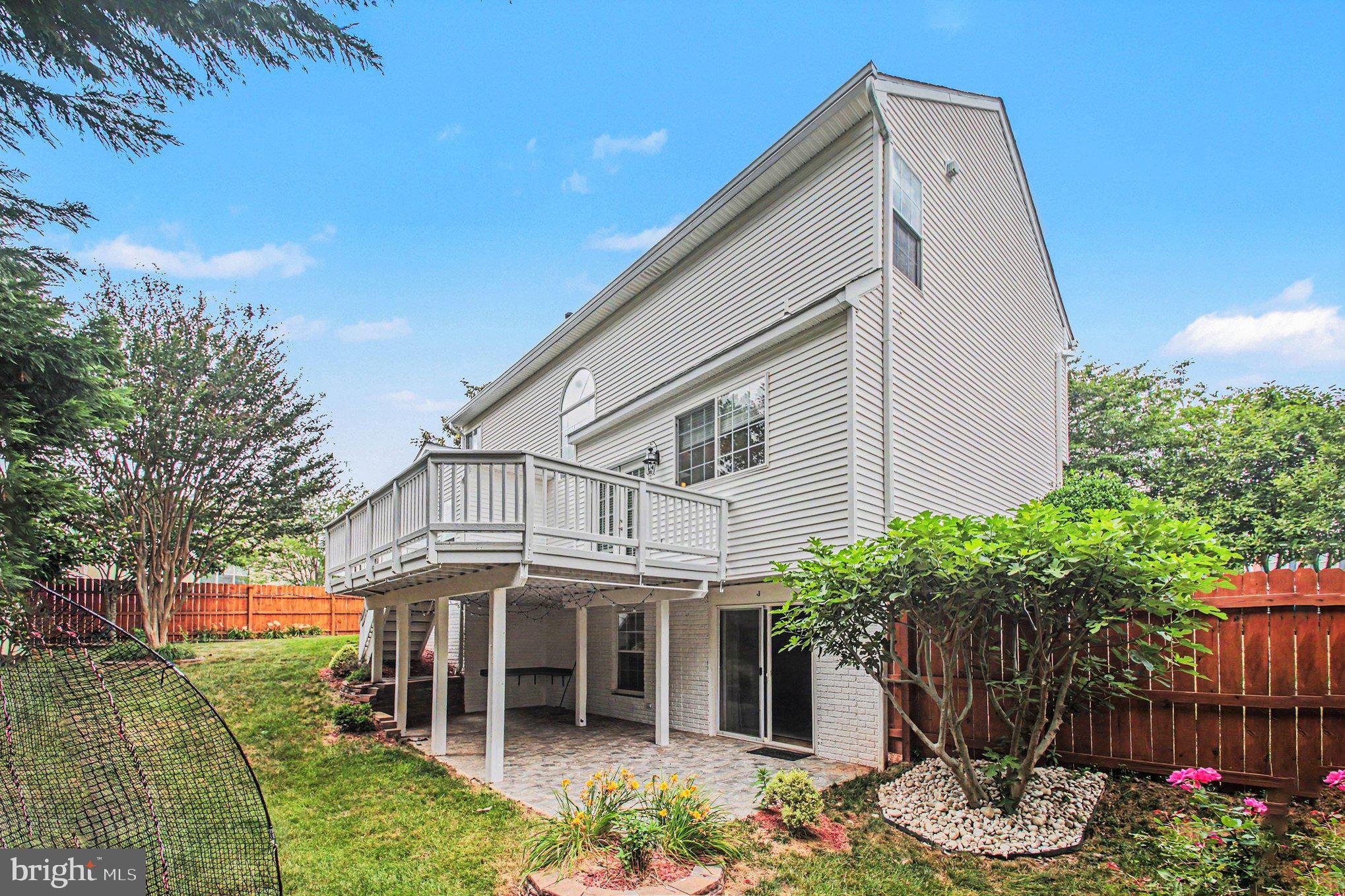 BLOOMS CROSSING VILLAGE - Residential