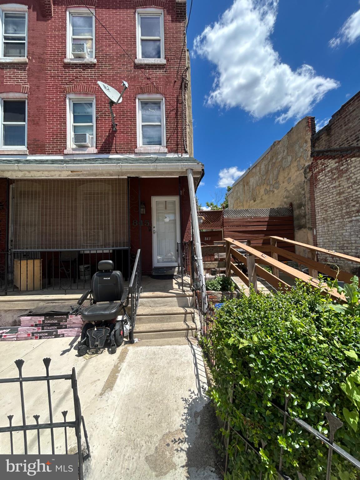 BELMONT - Residential