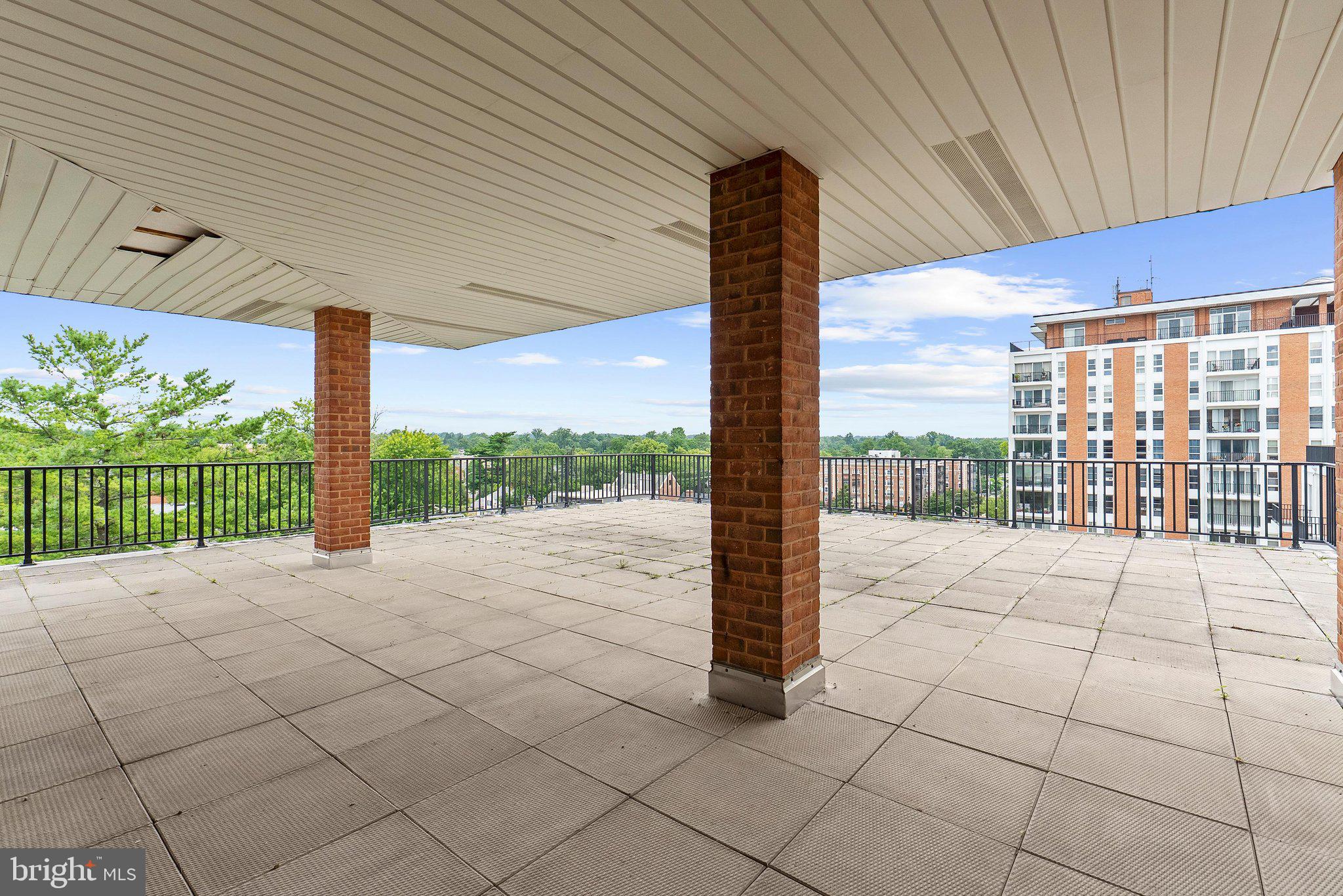 THE IMPERIAL - Residential
