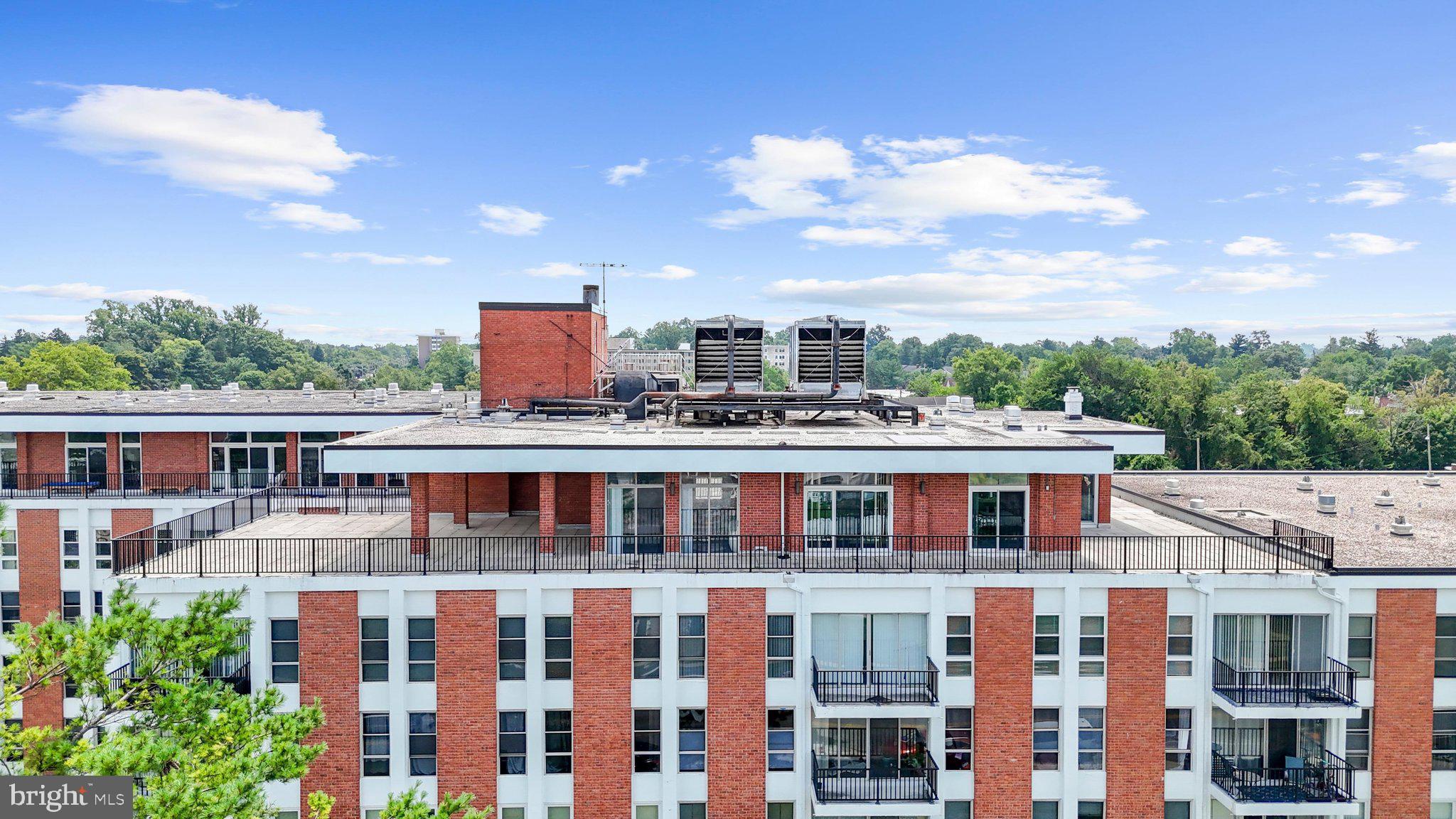 THE IMPERIAL - Residential