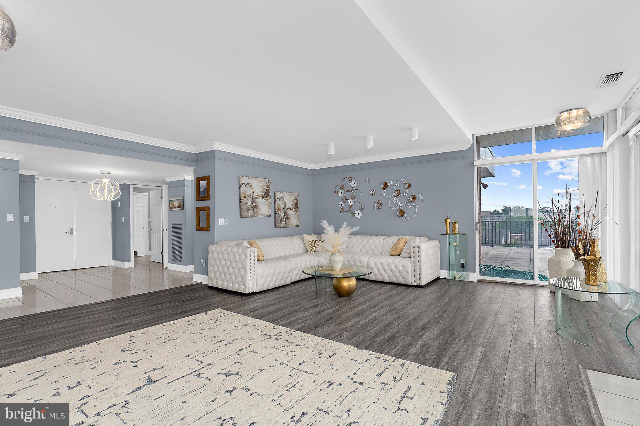 THE IMPERIAL - Residential
