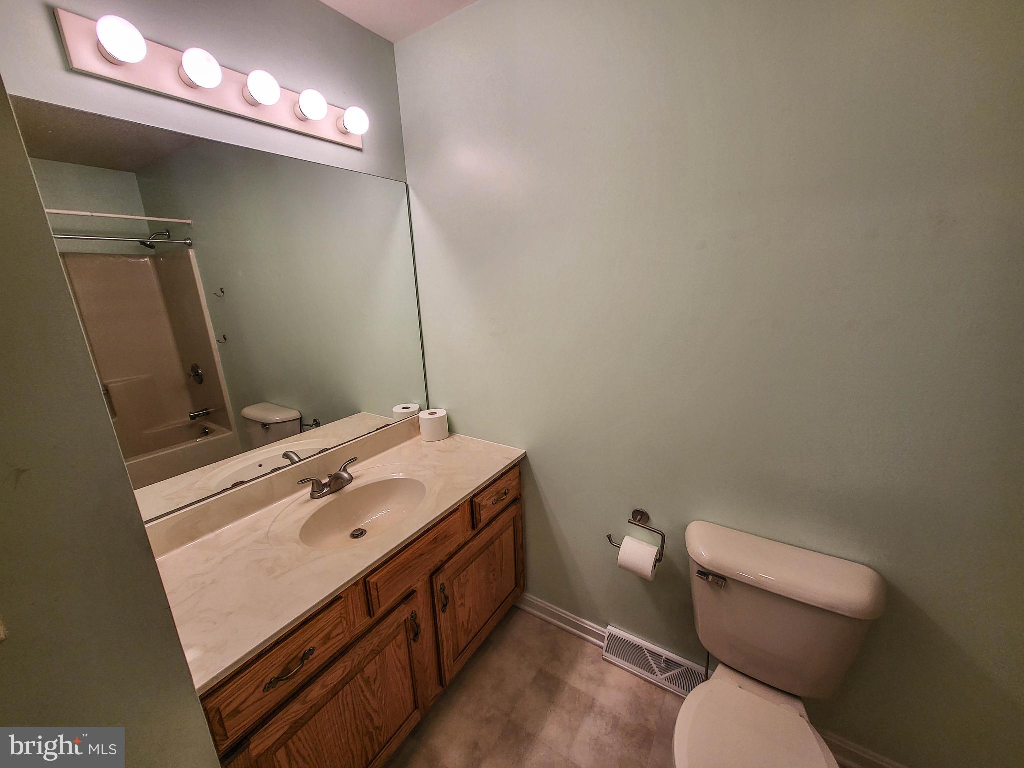 HICKORY RIDGE - Residential