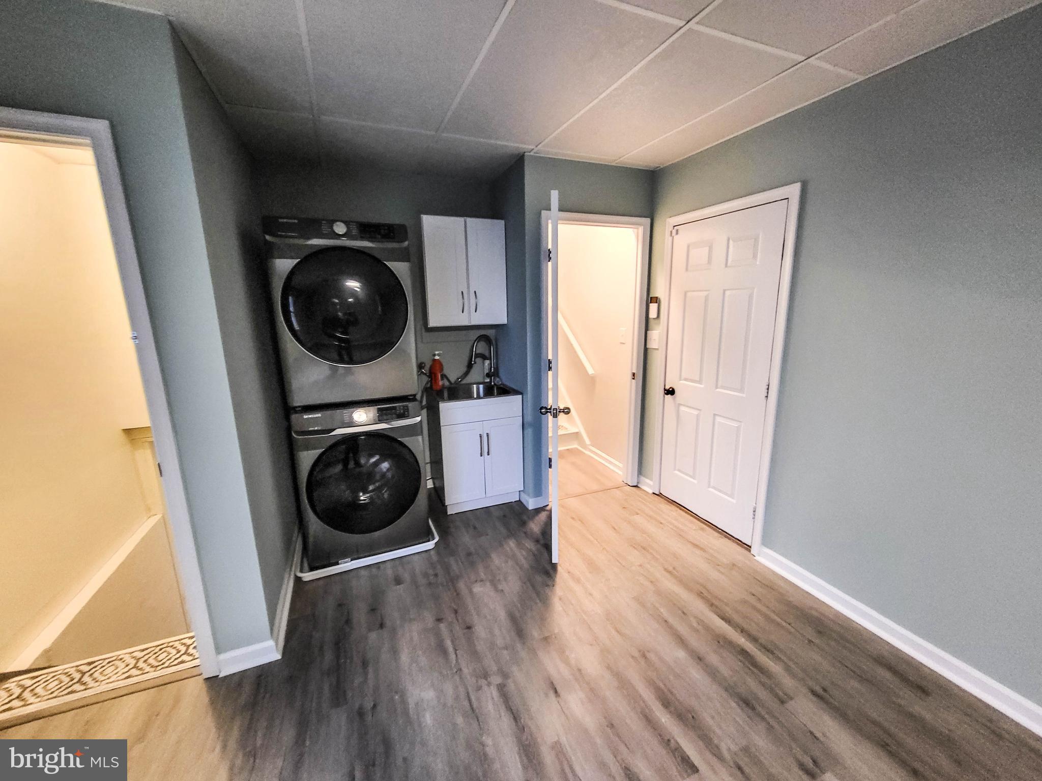 HICKORY RIDGE - Residential